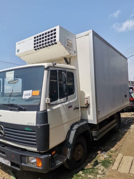 Mercedes-Benz 814 Cooling Truck