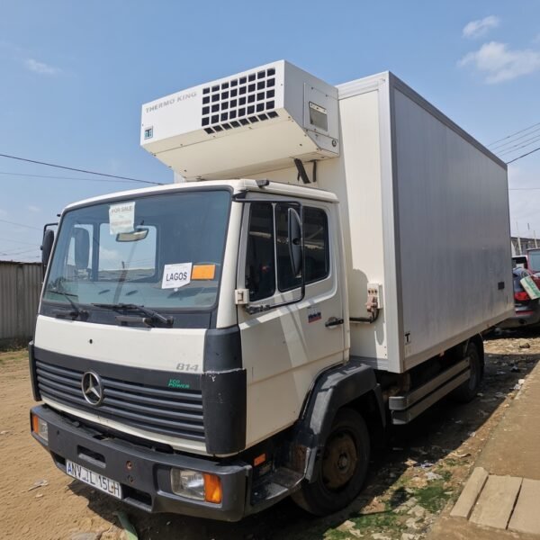Mercedes-Benz 814 Cooling Truck